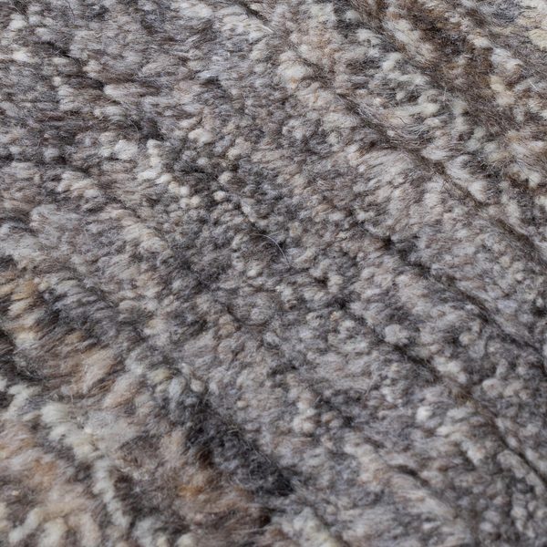 Kurz geschnittener Flor in Grautönen