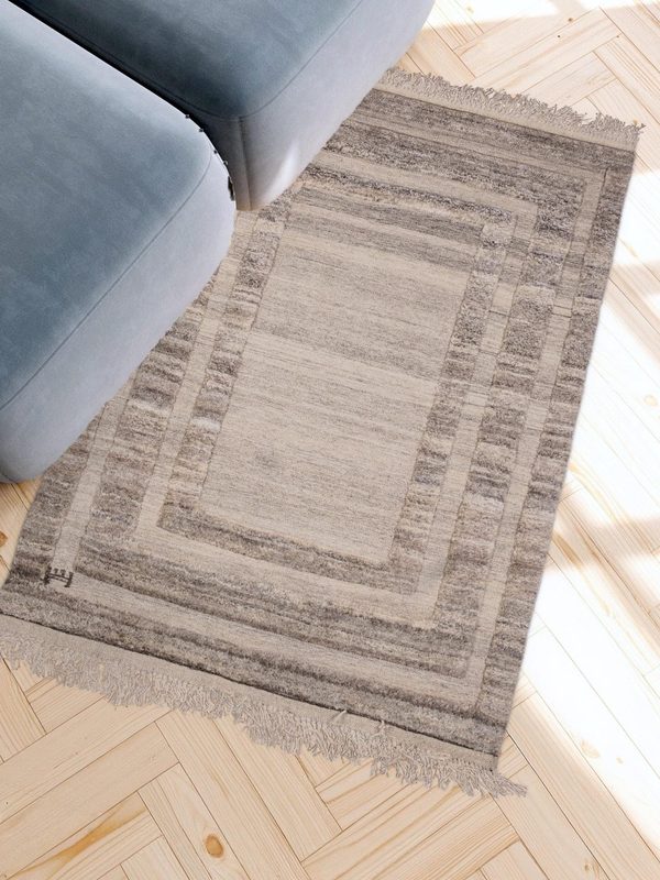 Undyed: Medium
